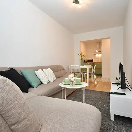 Rental Apartment Obrzezna Varsovia Exterior foto